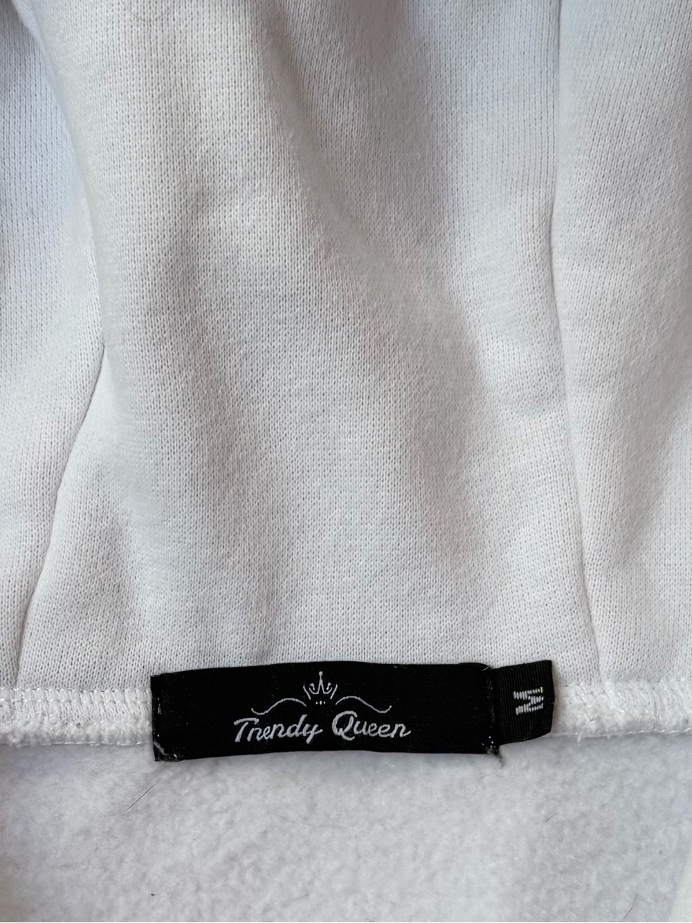 Trendy Queen White Zip-Up Hoodie
Size Medium - Picture 4 of 4
